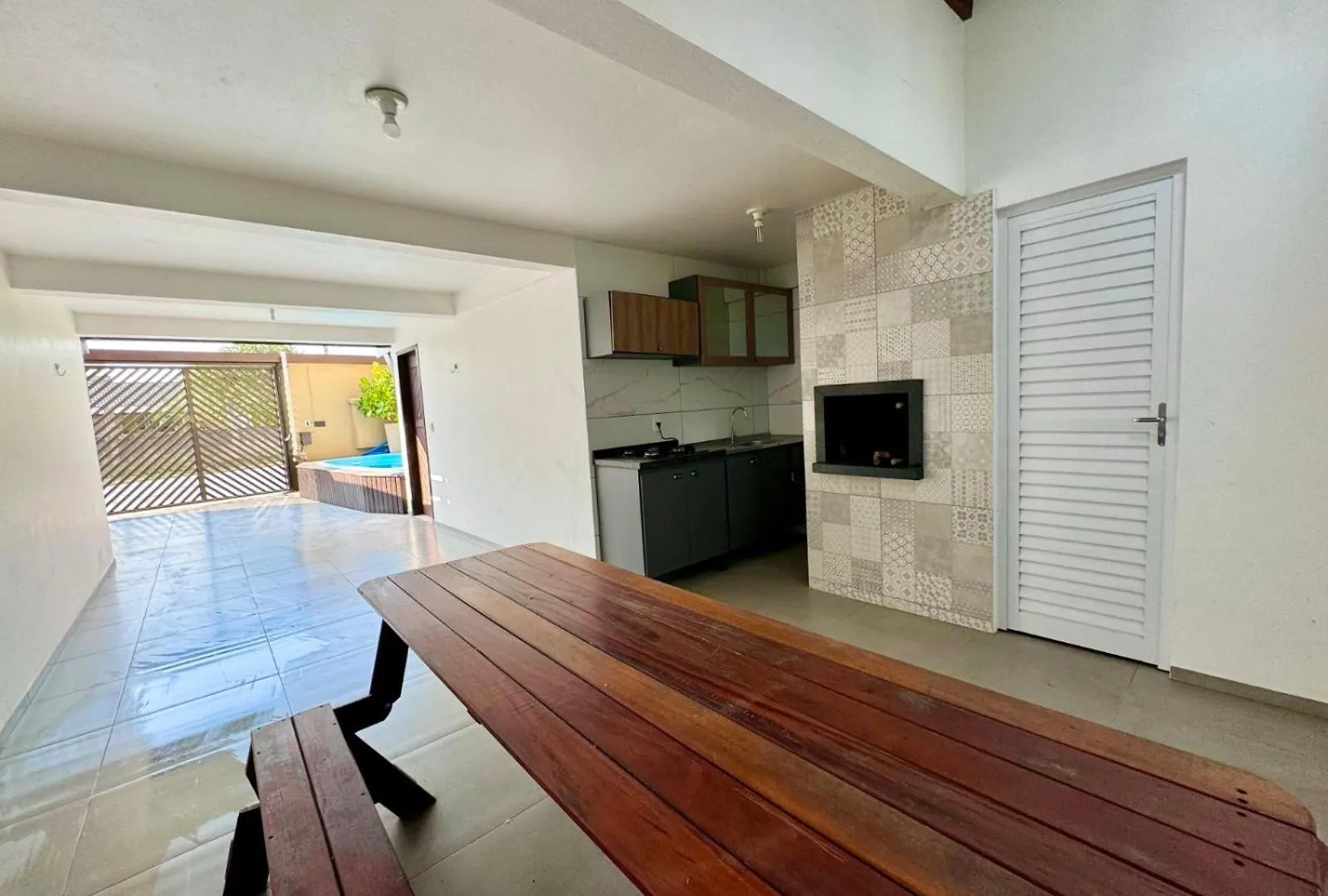 Lindo Sobrado A 250Mts Da Praia Mariscal Bombinhas Piscina 249-3 Сasa de vacaciones